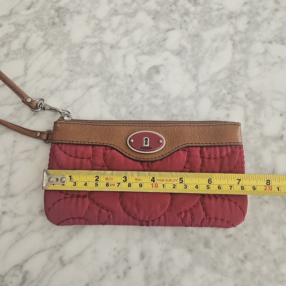 Fossil KeyPer Raspberry Quilted Cute wallet wristlet READ - Picture 5 of 7